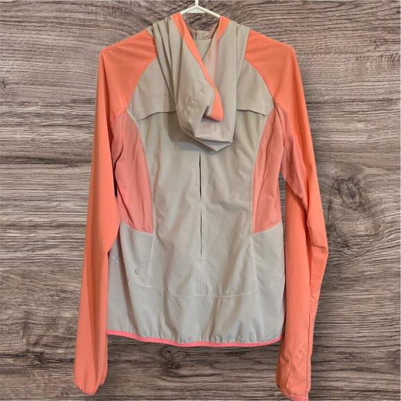 Lululemon windbreaker pullover - Picture 2 of 5